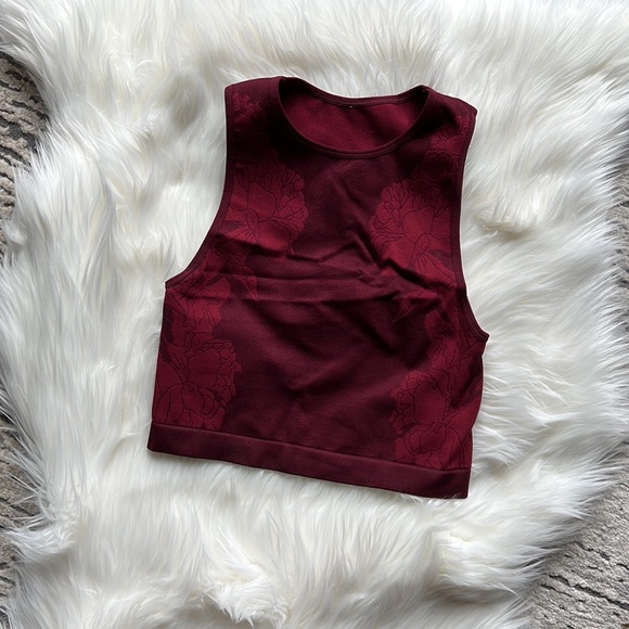 Fabletics two piece set. Size small top and bottom. Like new! - Picture 2 of 6